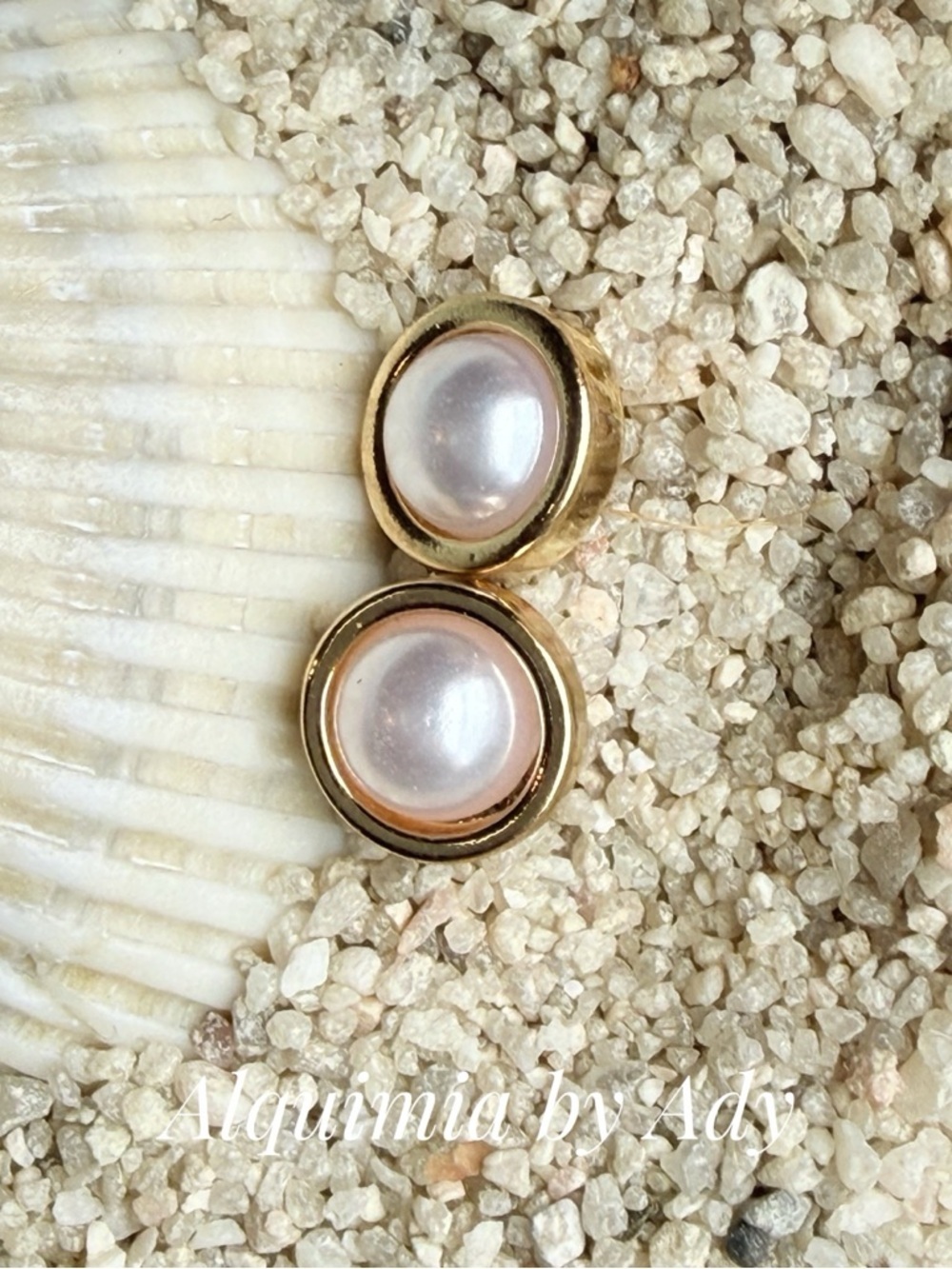 Alquimia Gold Pearl-Effect Stud Earrings - Cream